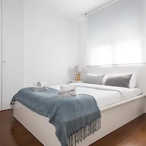 https://les-corts-exclusive-apartments.topbarcelonahotels.com